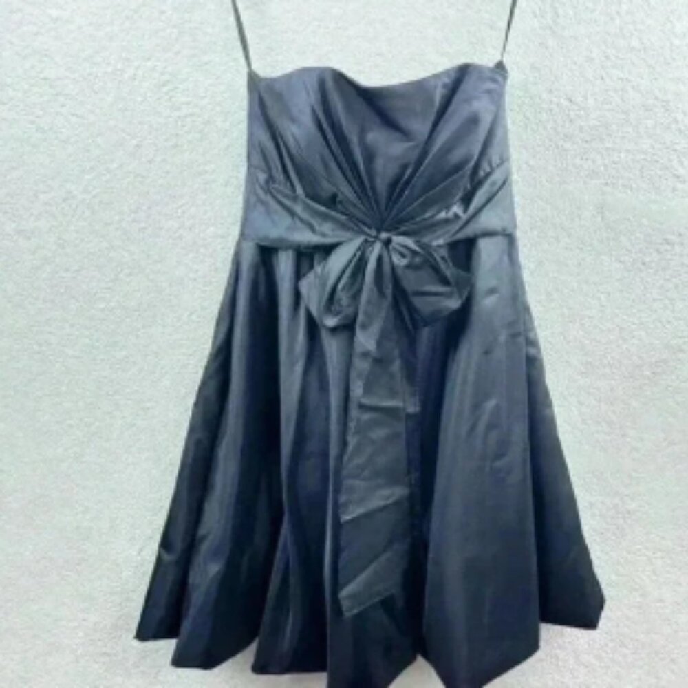 NWT WHBM White House Black Market Little Black Dress - Size 4